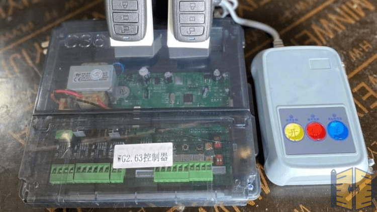 Thay mới board mạch cửa cổng tự động