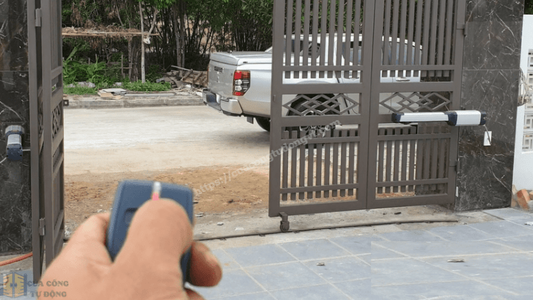 Sao chép remote cửa cổng tự động tại Vũng Tàu 0967 420 024