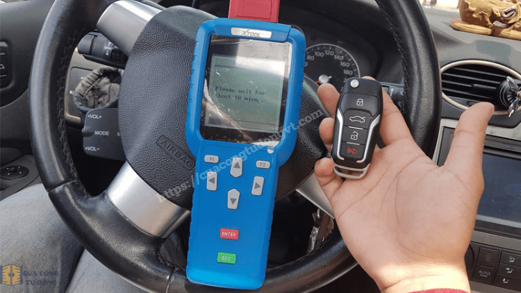 Sửa chữa khóa remote ô tô giá rẻ tại nhà Vũng Tàu 0963 420 024