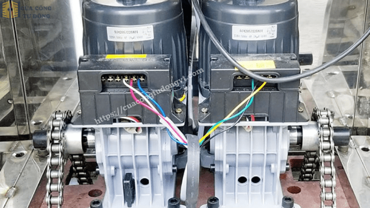 Sửa motor cổng xếp tự động-Sửa cửa cổng tự động Long Khánh 0967 420 024