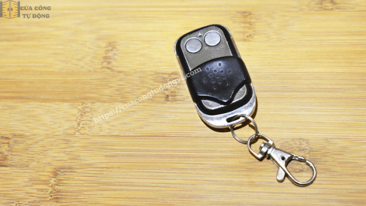 Sửa remote cổng 4 cánh tự động giá rẻ tại Long Khánh 0963 420 024